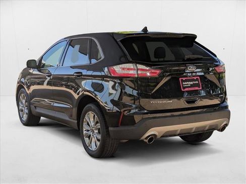 Used 2024 Ford Edge Titanium image 8