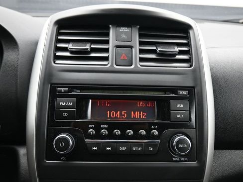 Used 2015 Nissan Versa SV image 15