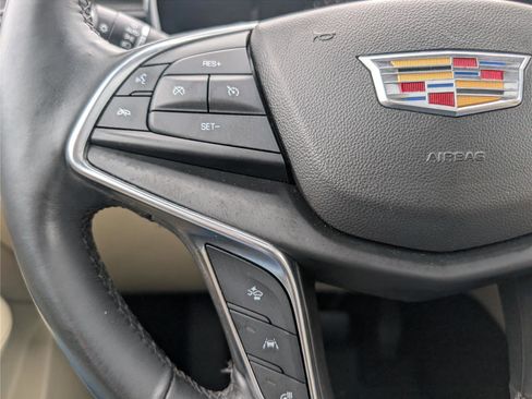 Used 2018 Cadillac XT5 Premium Luxury FWD image 24