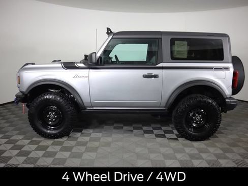 Used 2021 Ford Bronco Black Diamond AWD/4WD image 7
