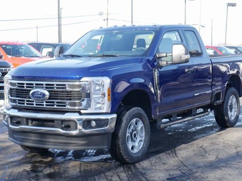 New 2026 Ford F250 XLT w/ FX4 Off-Road Package image 6