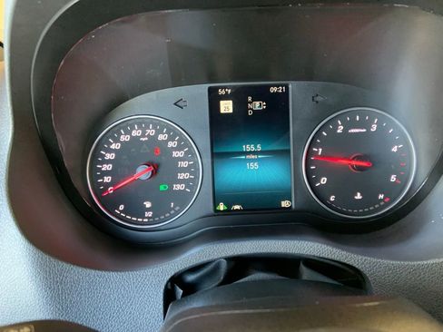 Used 2023 Mercedes-Benz Sprinter 2500 image 25