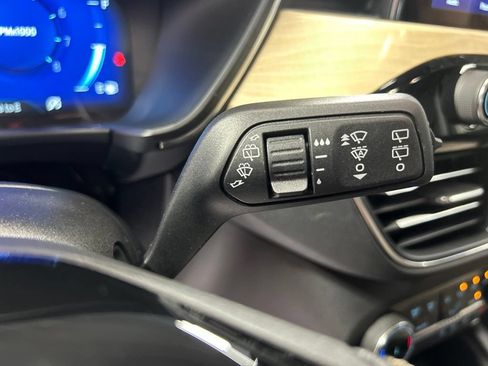 Used 2022 Ford Escape Titanium w/ Titanium Elite Package AWD/4WD image 23