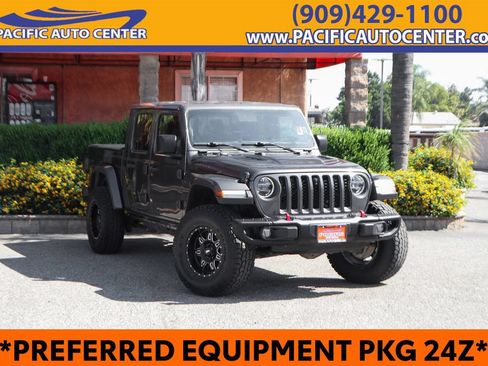 Used 2020 Jeep Gladiator Rubicon AWD/4WD image 1
