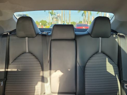 Used 2023 Toyota Camry SE FWD image 19
