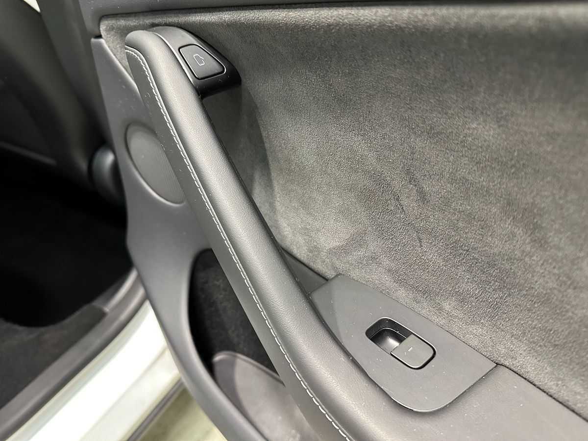 Used 2023 Tesla Model Y AWD image 15