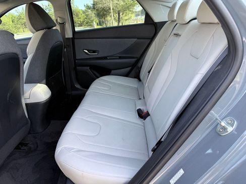 Used 2023 Hyundai Elantra Limited w/ Cargo Package image 38