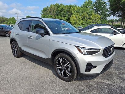 Certified 2023 Volvo XC40 B5 Plus w/ Climate Package