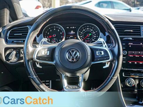Used 2021 Volkswagen GTI SE image 34