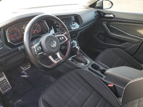 Used 2019 Volkswagen Jetta GLI image 18