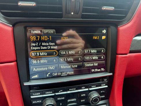Used 2015 Porsche 911 Turbo S w/ High-end Infotainment Package AWD/4WD image 19
