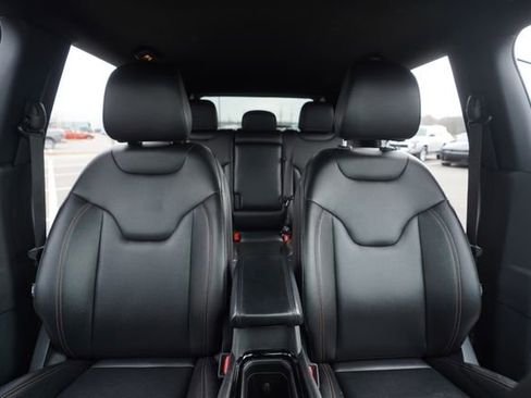 Used 2024 Jeep Compass Limited image 34