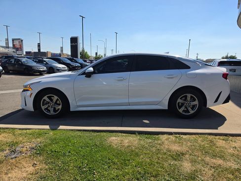 Used 2021 Kia K5 LXS FWD image 8