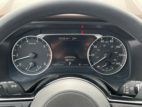 Used 2023 Nissan Rogue SV image 17