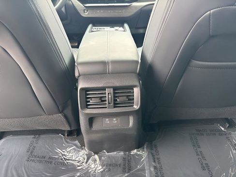 New 2025 Nissan Murano SV image 19