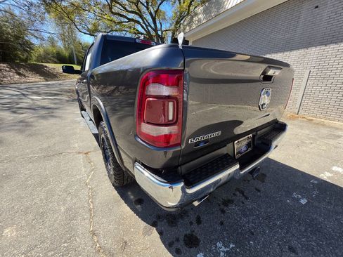 Used 2019 RAM 1500 Laramie image 39