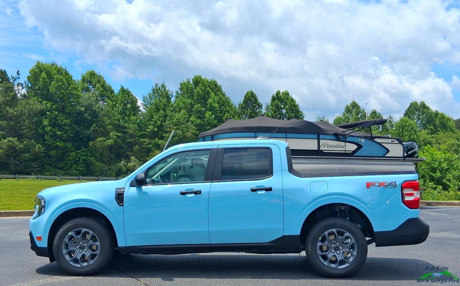 New 2026 Ford Maverick XLT w/ XLT Luxury Package AWD/4WD image 2