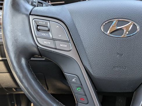 Used 2018 Hyundai Santa Fe Sport image 28