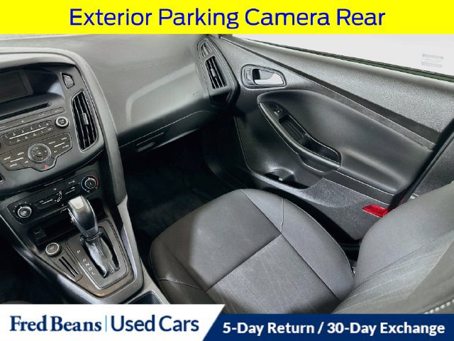 Used 2016 Ford Focus SE w/ SE Power Seat Package FWD image 27
