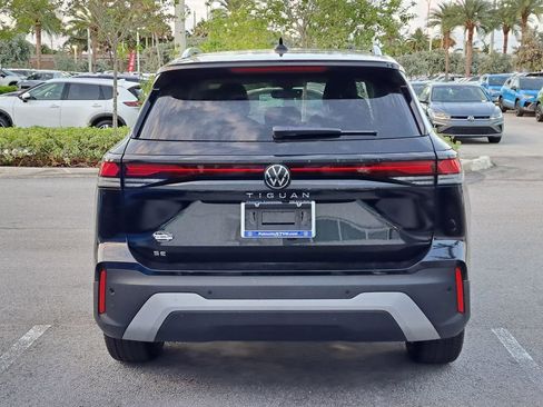 New 2026 Volkswagen Tiguan SE image 4