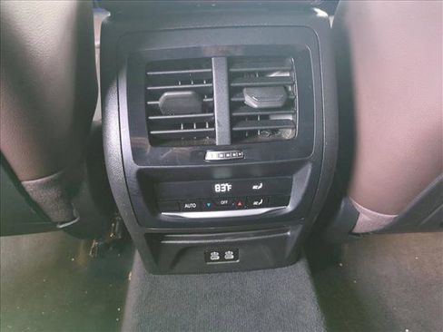 Used 2022 BMW X4 M40i w/ Premium Package image 17