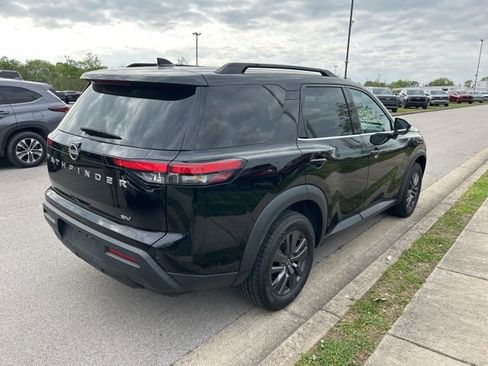 Used 2023 Nissan Pathfinder SV FWD image 3