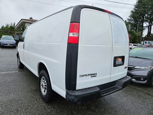 Used 2016 GMC Savana 2500 image 10