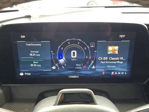 Used 2025 Chevrolet Traverse High Country FWD image 29
