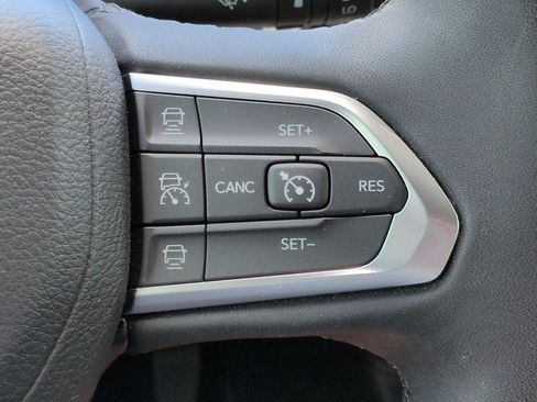 Used 2023 Jeep Compass Limited w/ Elite Group image 27