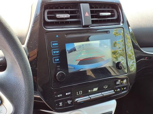 Used 2018 Toyota Prius Two image 21