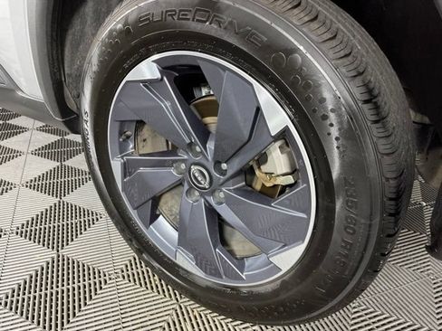 Used 2024 Nissan Rogue SV FWD image 14