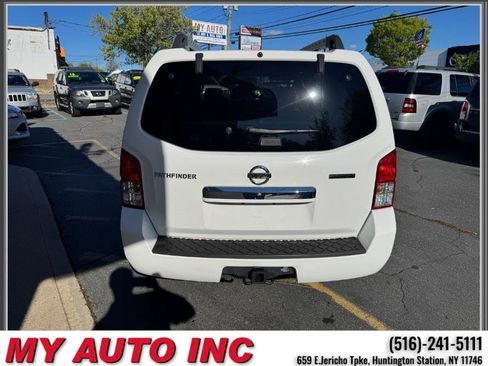 Used 2011 Nissan Pathfinder Silver AWD/4WD image 5