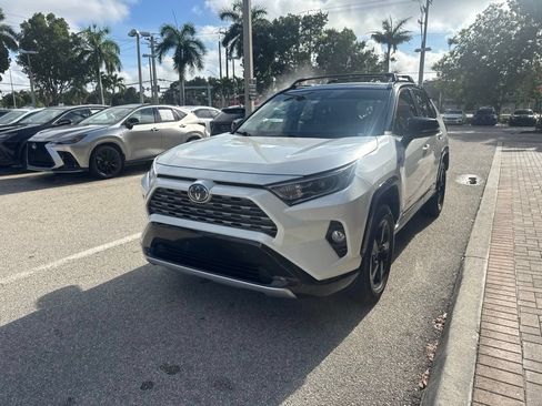 Used 2021 Toyota RAV4 XSE w/ XSE Grade Weather Package AWD/4WD image 14