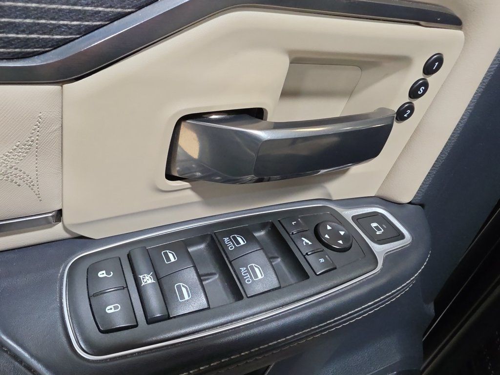 Used 2020 RAM 2500 Limited AWD/4WD image 16