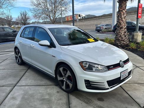 Used 2016 Volkswagen GTI S image 4