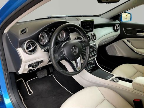 Used 2015 Mercedes-Benz GLA 250 4MATIC image 16