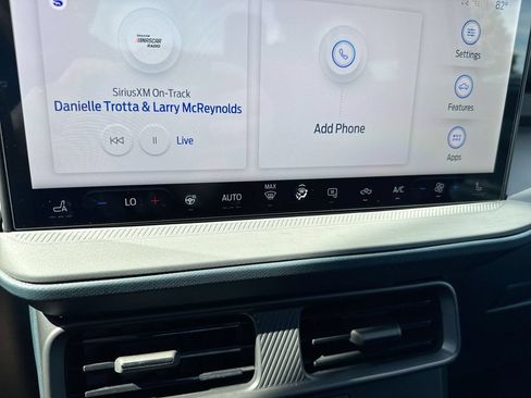 New 2026 Ford Maverick XLT AWD/4WD image 16