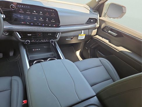 New 2026 Chevrolet Tahoe LT AWD/4WD image 13