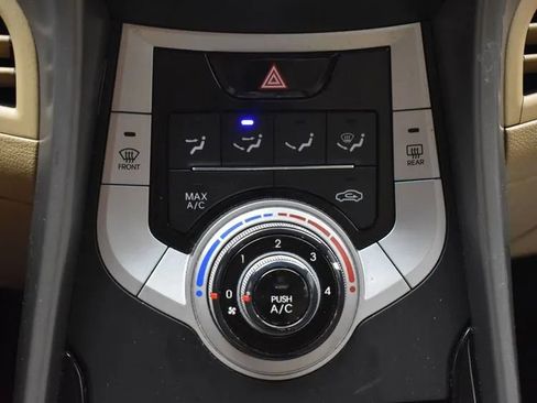Used 2012 Hyundai Elantra GLS w/ Preferred Pkg 3 FWD image 28
