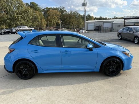 Used 2019 Toyota Corolla XSE image 6