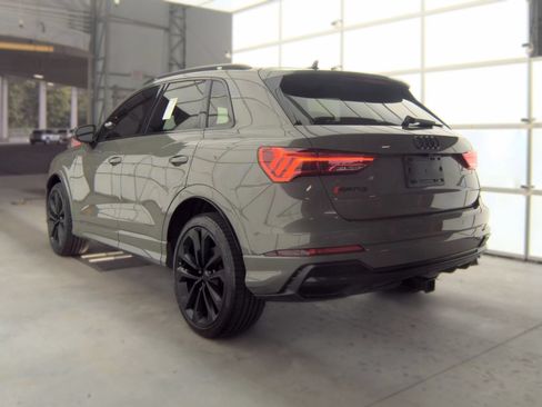 Used 2020 Audi Q3 2.0T Premium Plus w/ Premium Plus Package AWD/4WD image 4