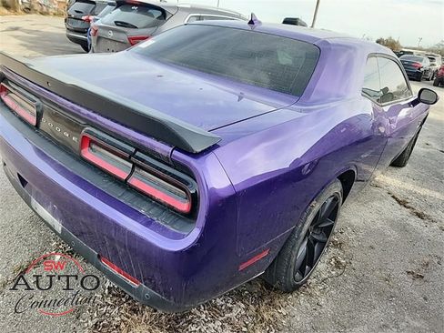 Used 2019 Dodge Challenger R/T Scat Pack image 3