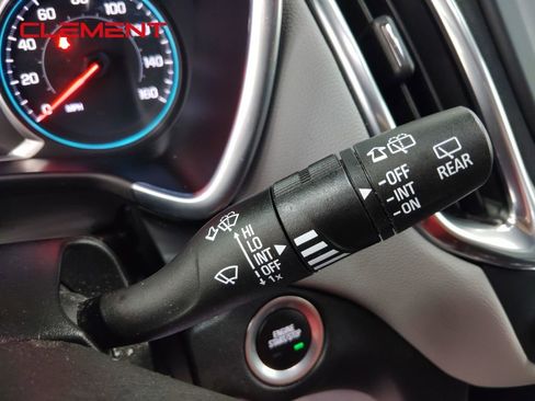 Used 2022 Chevrolet Equinox LT image 18