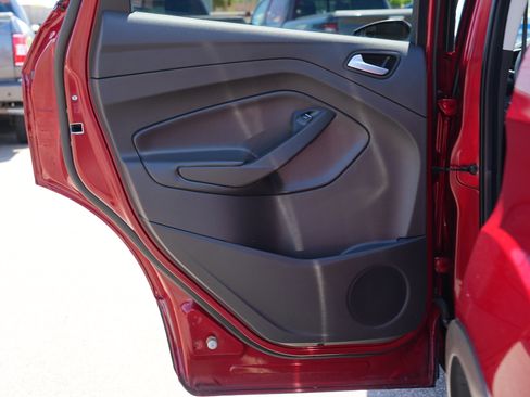 Used 2019 Ford Escape SE AWD/4WD image 19