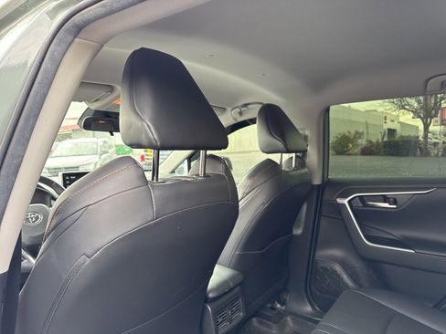 Used 2019 Toyota RAV4 Adventure image 7