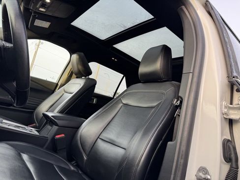 Certified 2020 Ford Explorer XLT w/ Equipment Group 202A image 8
