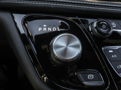 New 2026 Chrysler Pacifica Select image 20