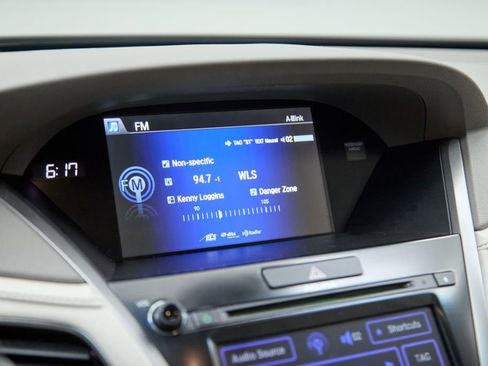 Used 2014 Acura RLX Hybrid w/ Technology Package AWD/4WD image 16