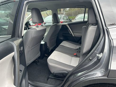 Used 2014 Toyota RAV4 LE AWD/4WD image 10
