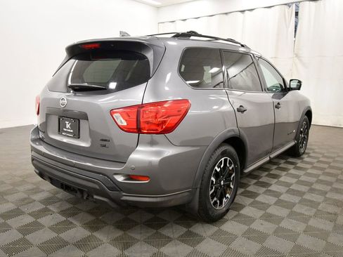 Used 2020 Nissan Pathfinder SL image 8